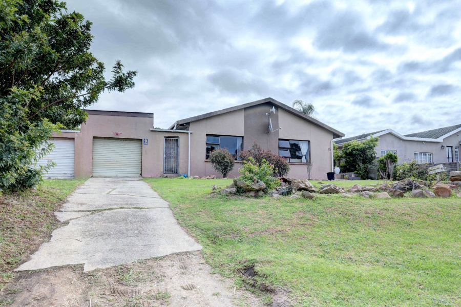 4 Bedroom Property for Sale in Kabega Park Eastern Cape